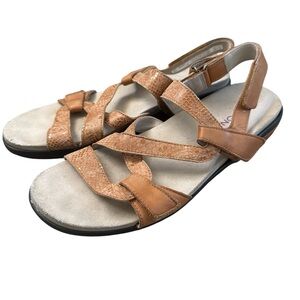 Aravon Women's Brown Strappy Sandals